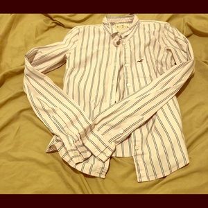 Hollister shirt size s